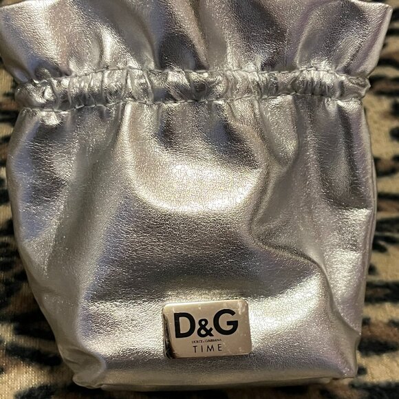 Dolce & Gabbana D&G DW0346 Kilt Women's Golden Stainless Steel Bracelet Watch - Picture 10 of 10